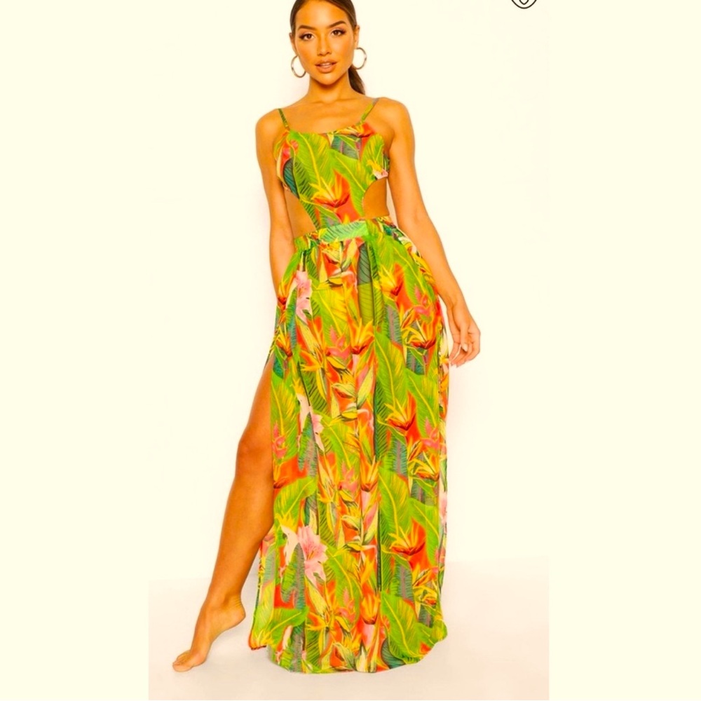 Boohoo Green Tropical Print Maxi Dress with Orange & Pink Accents